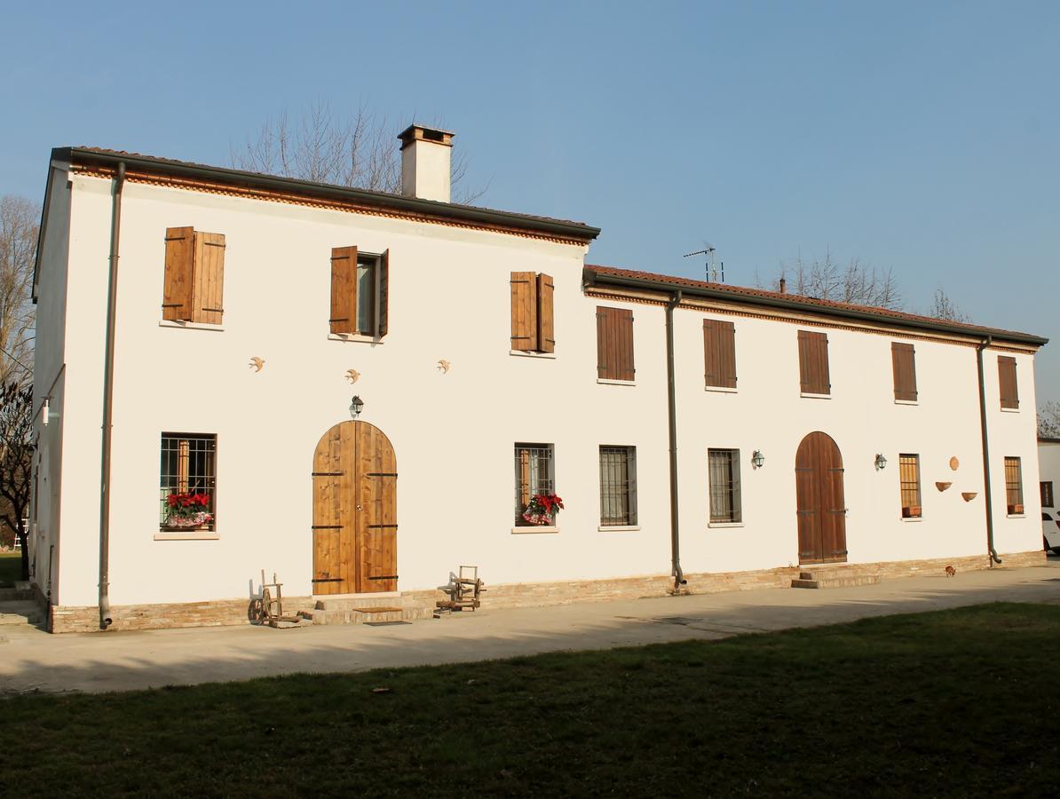 Bed and Breakfast La Casa Delle Rondini Roncoferraro Esterno foto