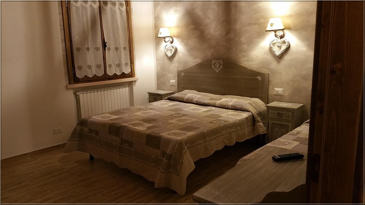 Bed and Breakfast La Casa Delle Rondini Roncoferraro Esterno foto
