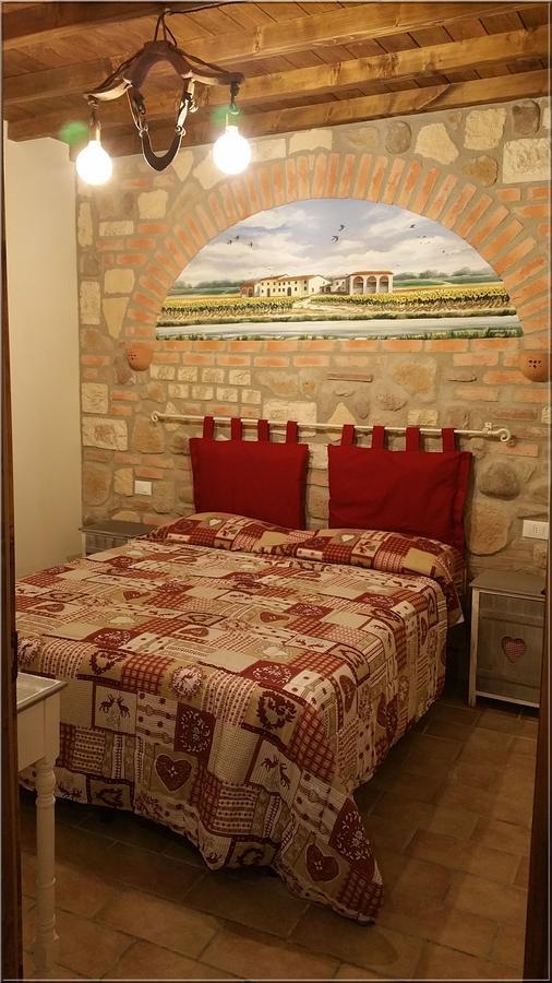 Bed and Breakfast La Casa Delle Rondini Roncoferraro Esterno foto
