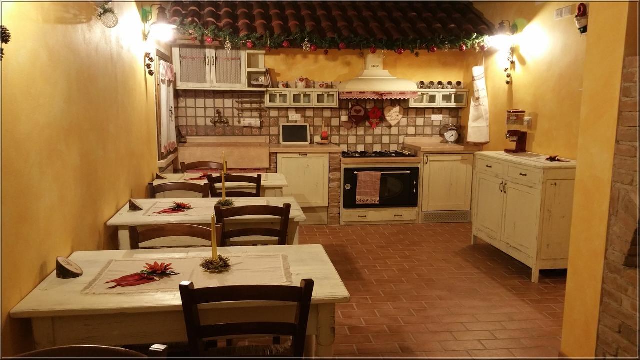 Bed and Breakfast La Casa Delle Rondini Roncoferraro Esterno foto
