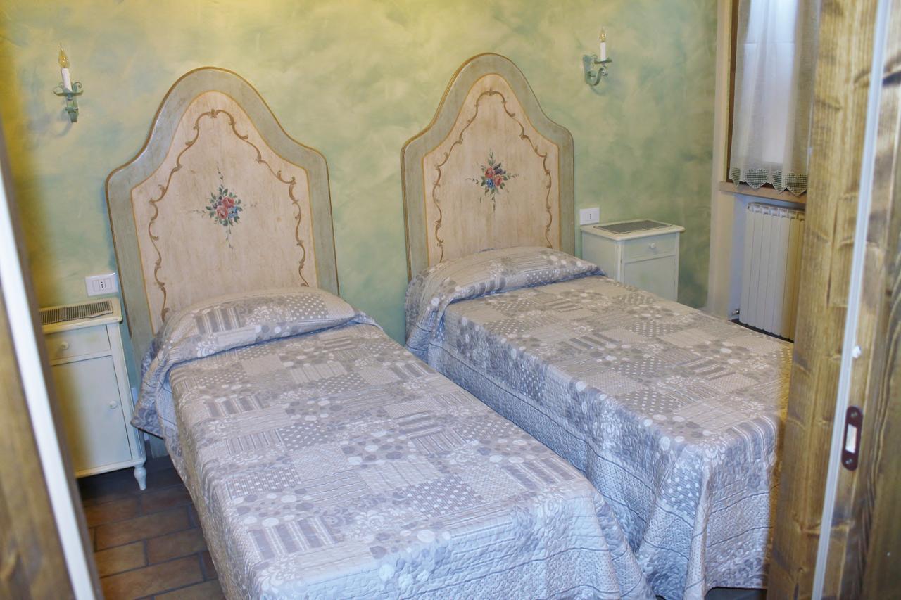 Bed and Breakfast La Casa Delle Rondini Roncoferraro Esterno foto