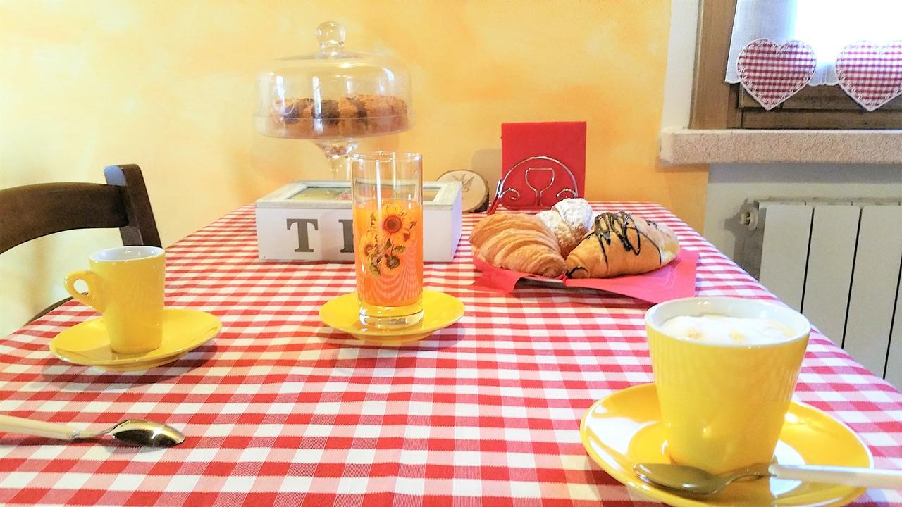 Bed and Breakfast La Casa Delle Rondini Roncoferraro Esterno foto